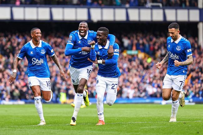  威尔逊梅开二度诺丁汉森林主场击退伯恩利逃离降级区