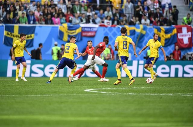  柏林联合定位球战术显神威主场力克传统豪门